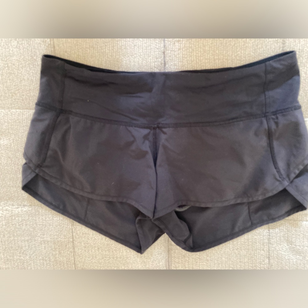 Lululemon speed up short